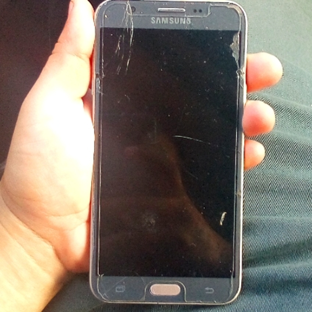 Samsung cell phone